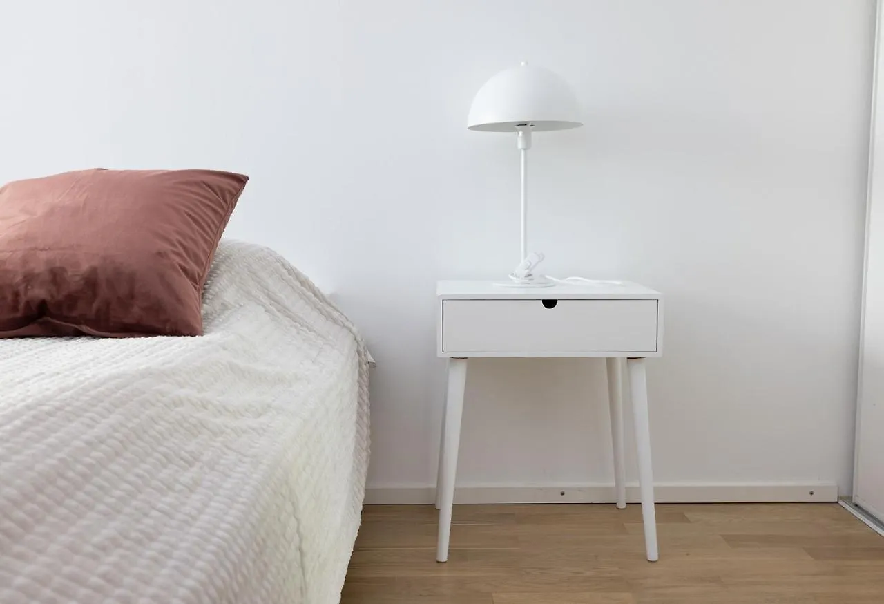 2Ndhomes City Center 2Br Kaisaniemi Park Apartment With Balcony Helsinki